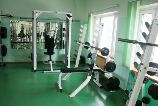 Луч Фитнес. Тренажерный зал
