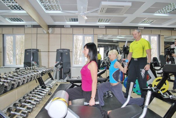 Фитнес клуб Flexor. Тренажерный зал