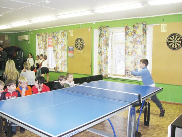 Современник. Настольный теннис